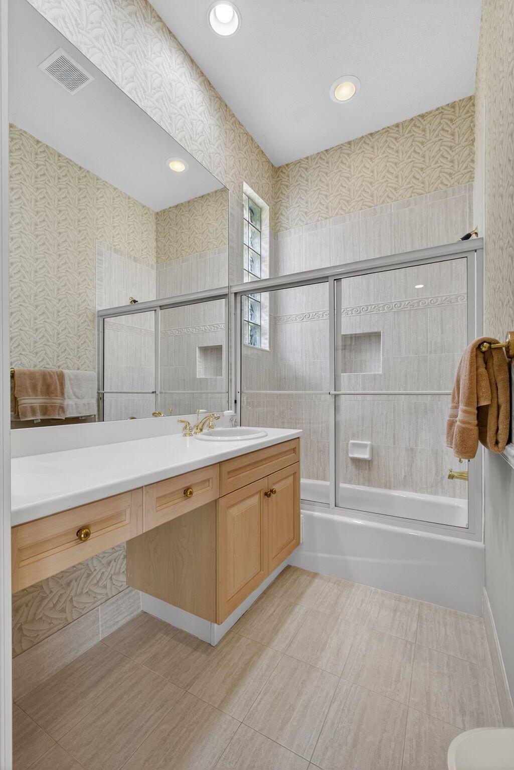 MIRASOL PARADISIO - Residential