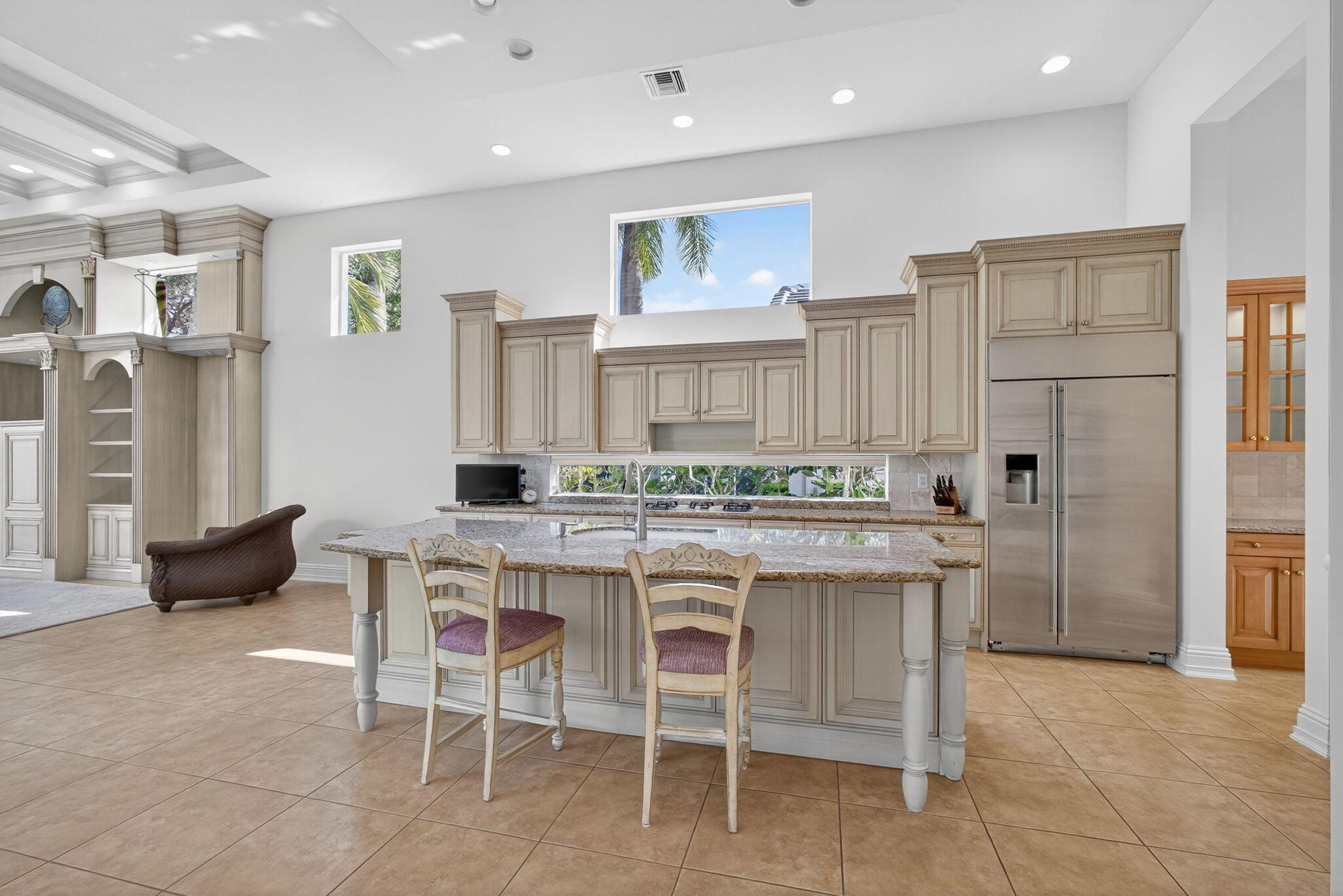 MIRASOL PARADISIO - Residential