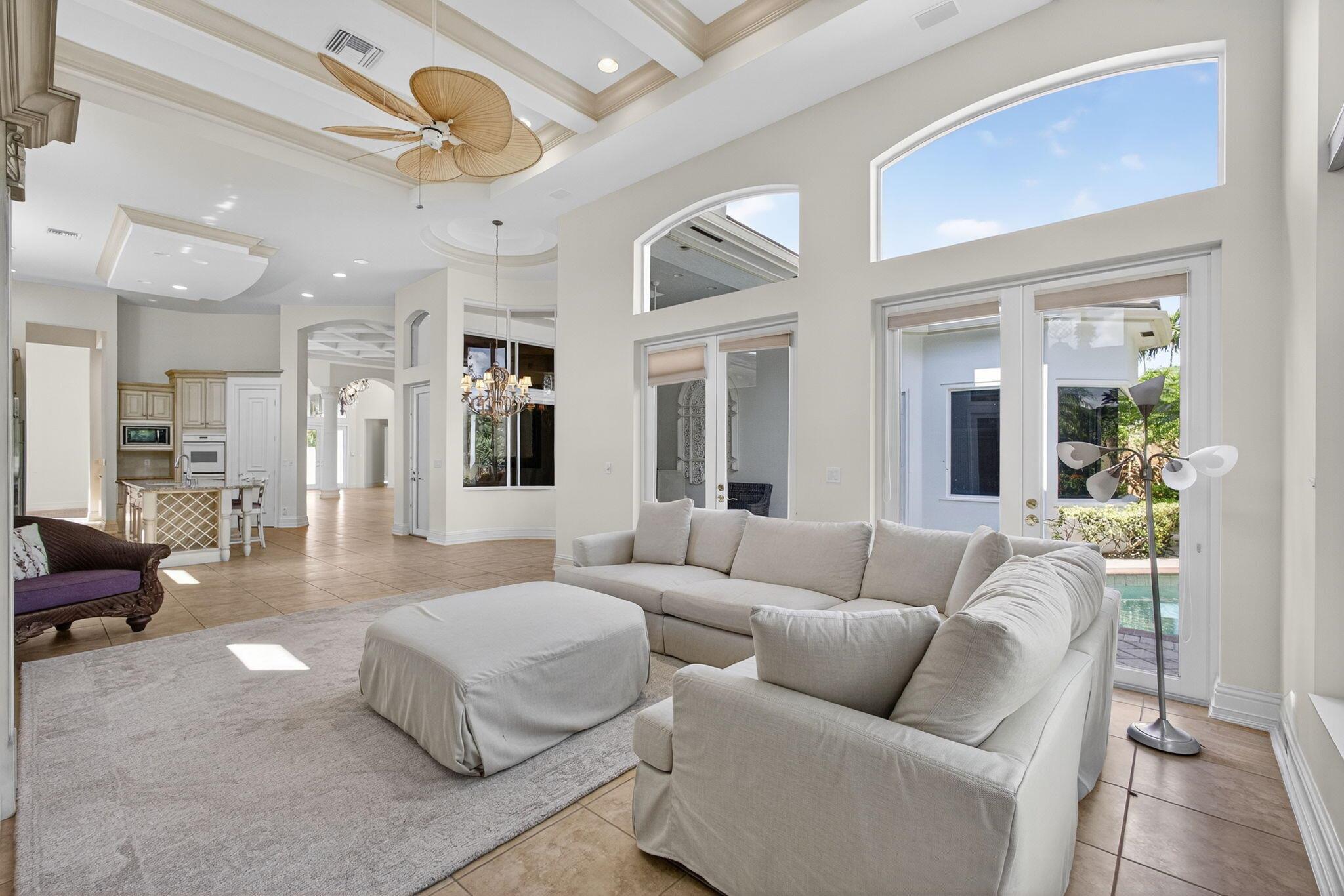 MIRASOL PARADISIO - Residential