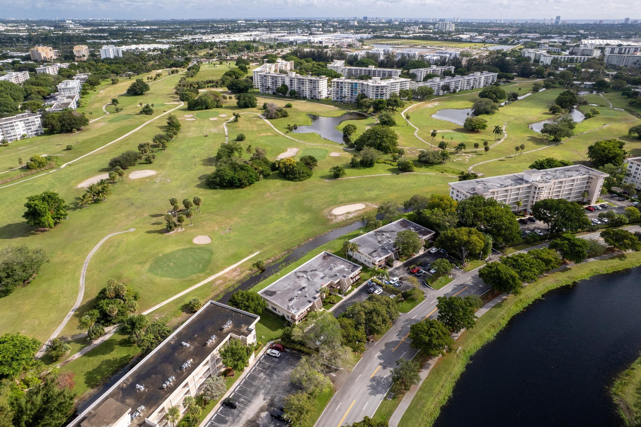 Palm Aire Country Club - Residential