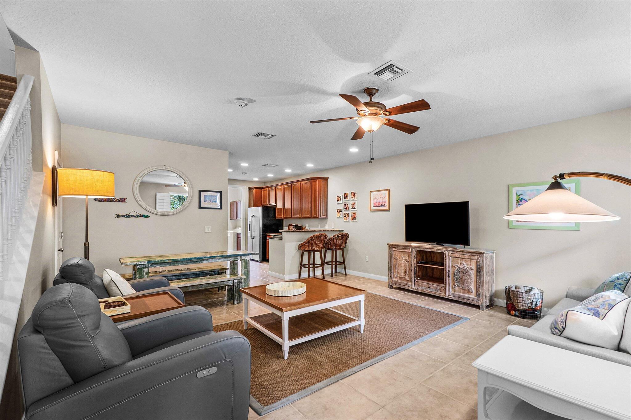 1475 N Jeaga Drive