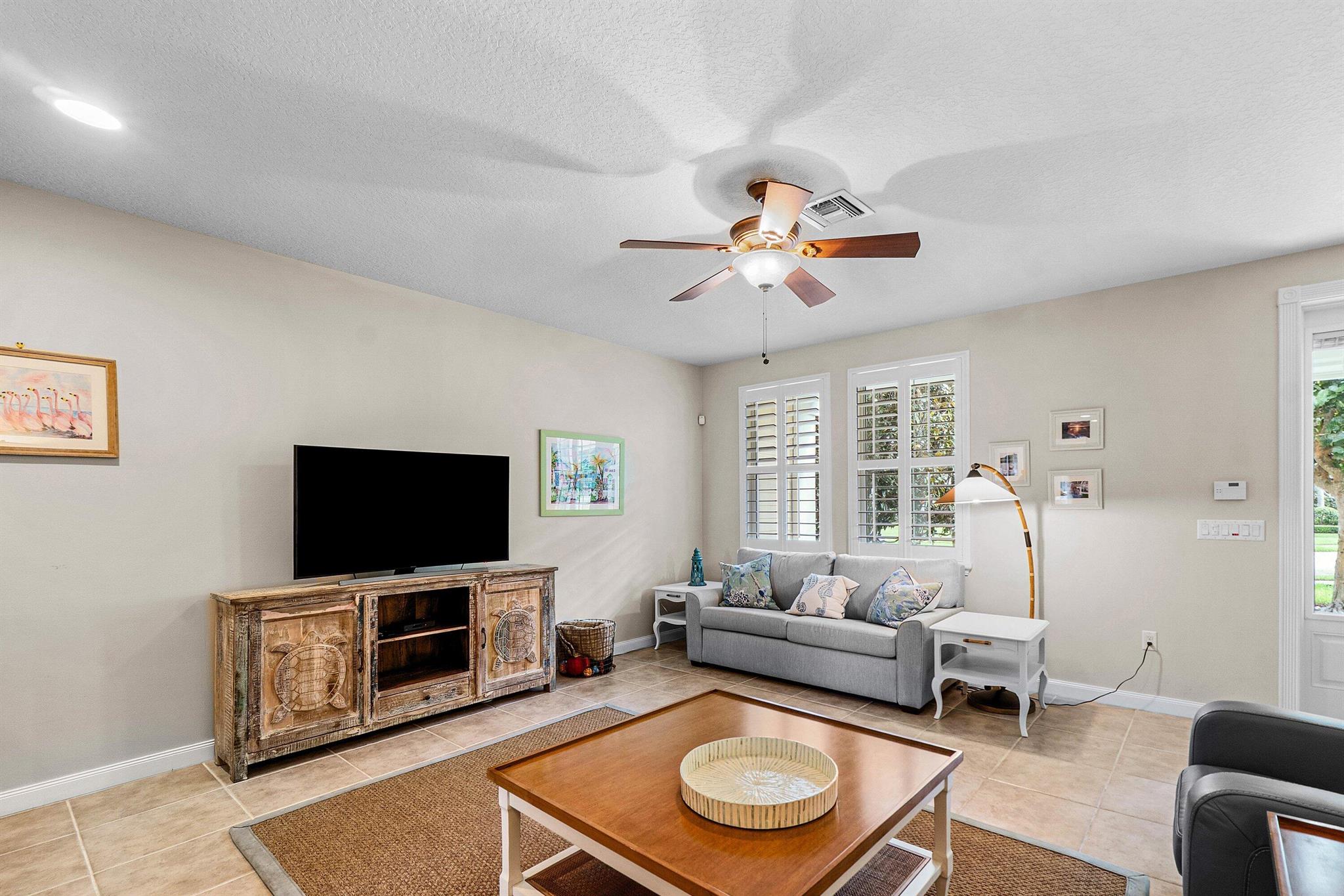 1475 N Jeaga Drive