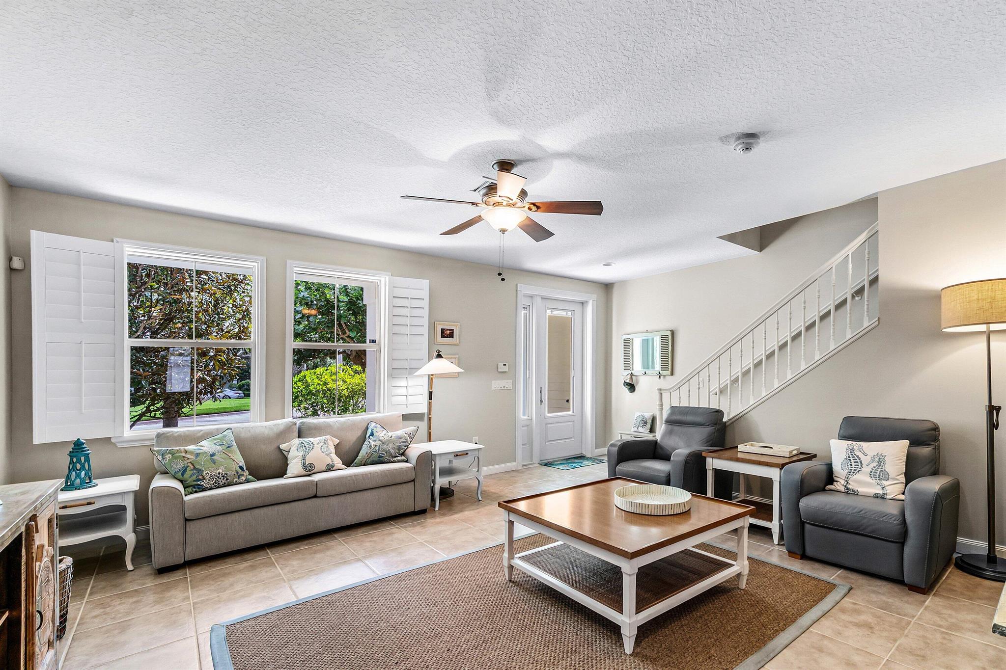1475 N Jeaga Drive