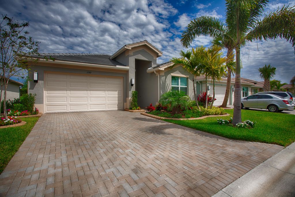 Photo of 11387 SW Hawkins Terrace Ter, Port St Lucie, FL 34987 (MLS # R10789537)
