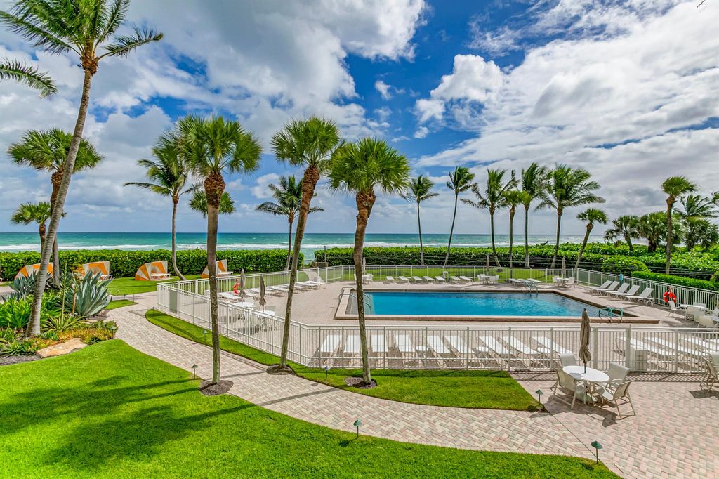 Photo of 500 Ocean Drive #E-2d, Juno Beach, FL 33408 (MLS # R10932455)