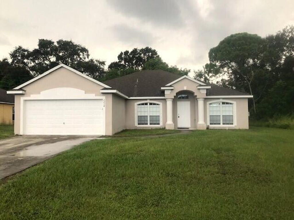 Photo of 2234 SW Matheson Ter, Port St Lucie, FL 34953 (MLS # R10921831)
