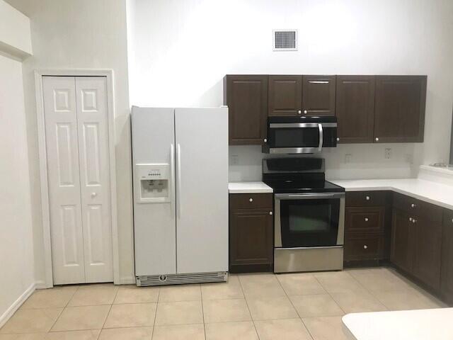 PORT ST LUCIE SECTION 11 - Residential Lease