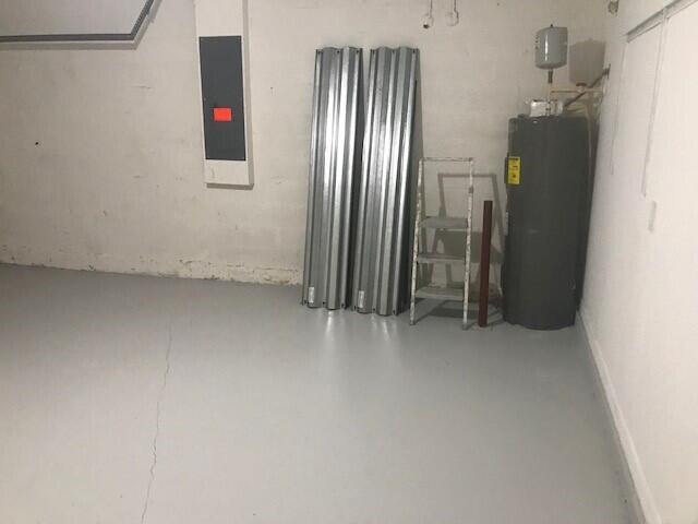 PORT ST LUCIE SECTION 11 - Residential Lease