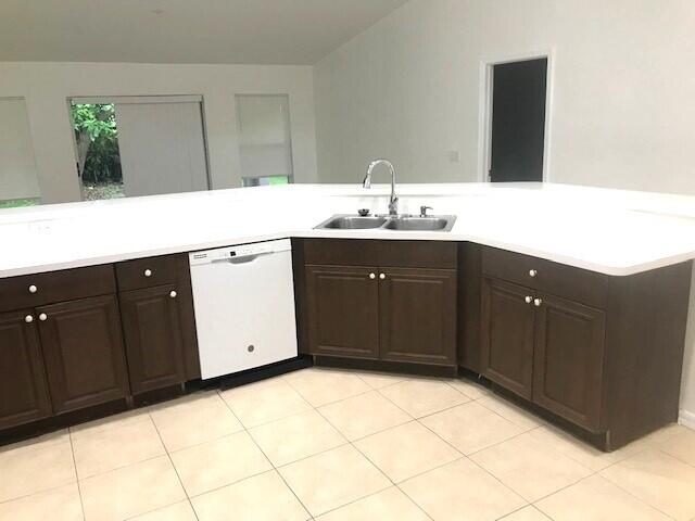 PORT ST LUCIE SECTION 11 - Residential Lease