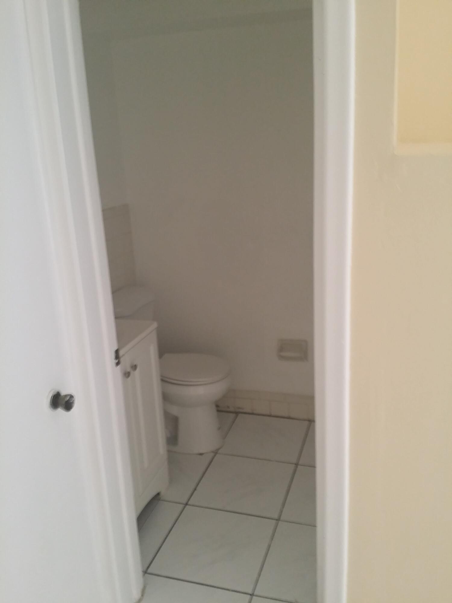 2580 NW 52nd Avenue C16