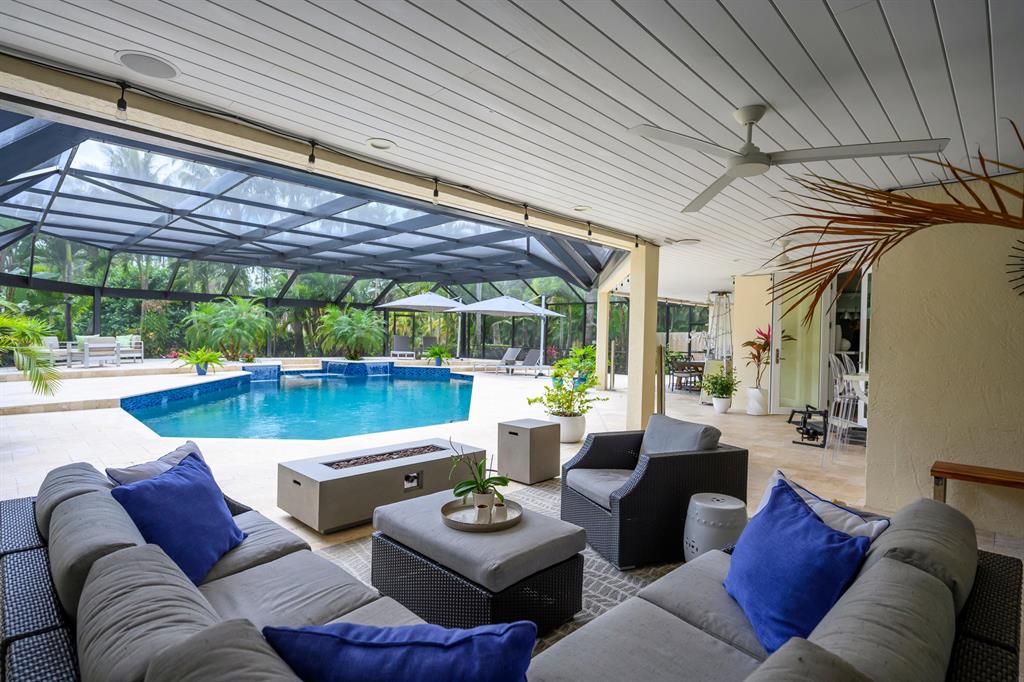 PADDOCK PARK 2 OF WELLING - Residential