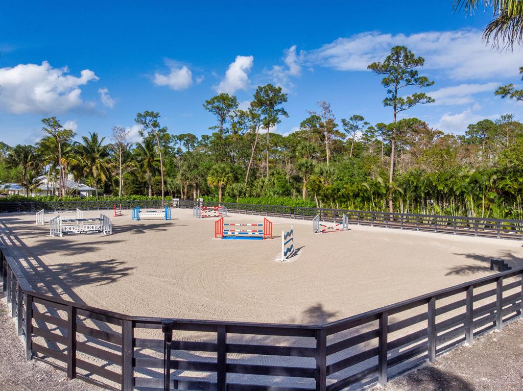 PADDOCK PARK 2 OF WELLING - Residential