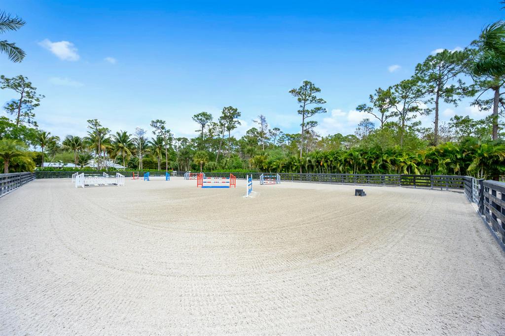 PADDOCK PARK 2 OF WELLING - Residential