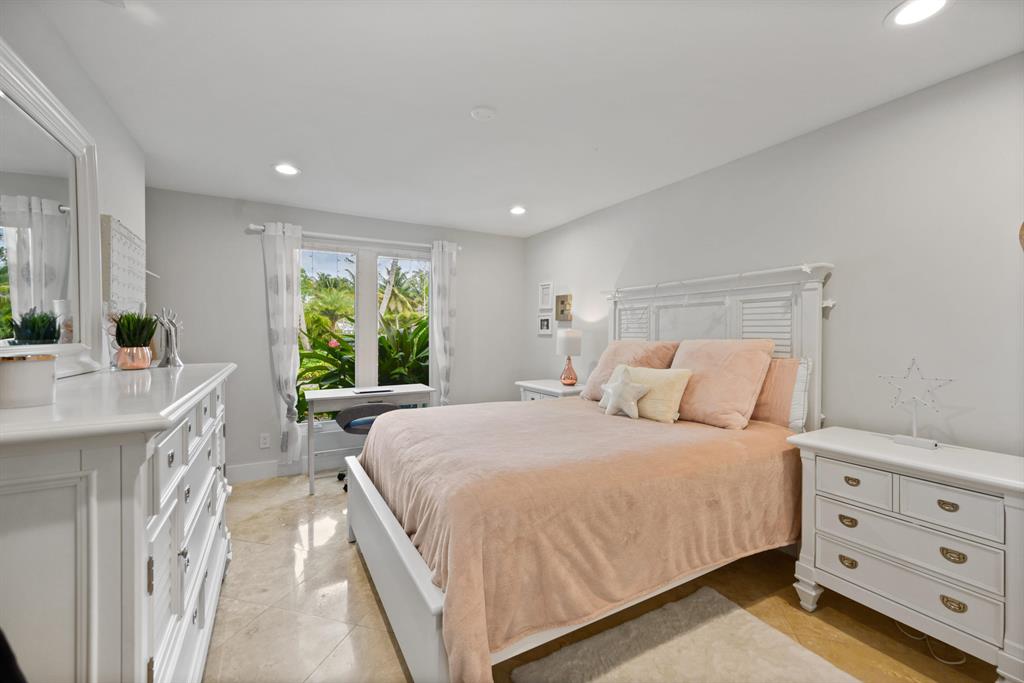 PADDOCK PARK 2 OF WELLING - Residential