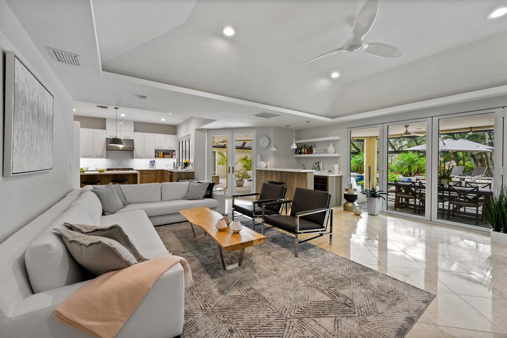 PADDOCK PARK 2 OF WELLING - Residential