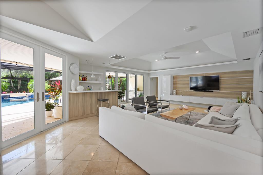 PADDOCK PARK 2 OF WELLING - Residential