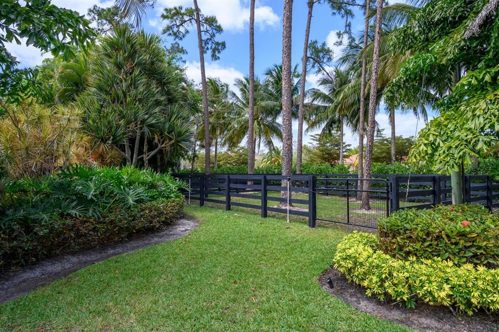 PADDOCK PARK 2 OF WELLING - Residential