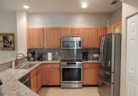 A home in Port Saint Lucie