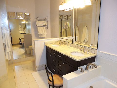A home in Port Saint Lucie
