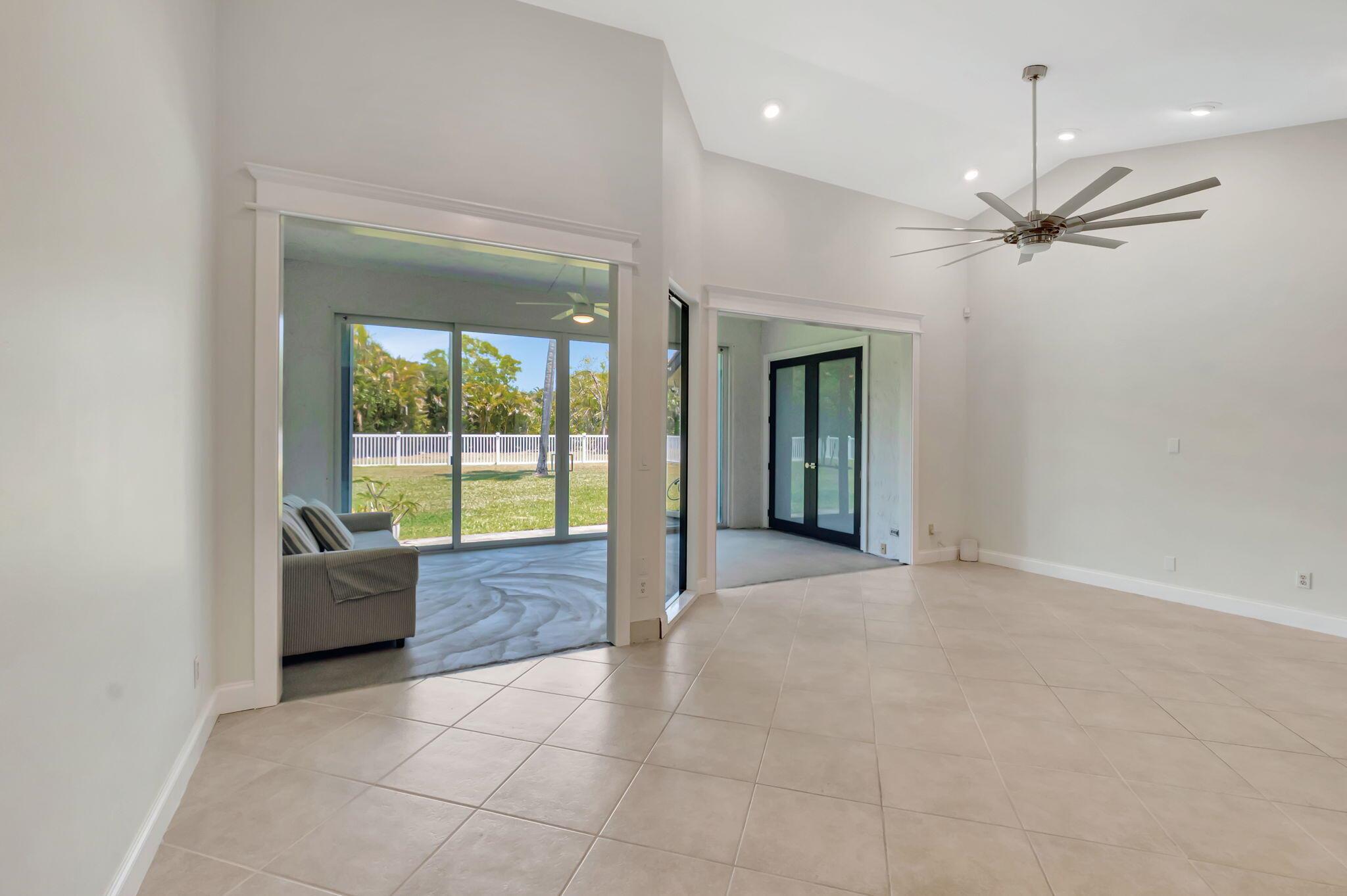 8086 Cassia Drive