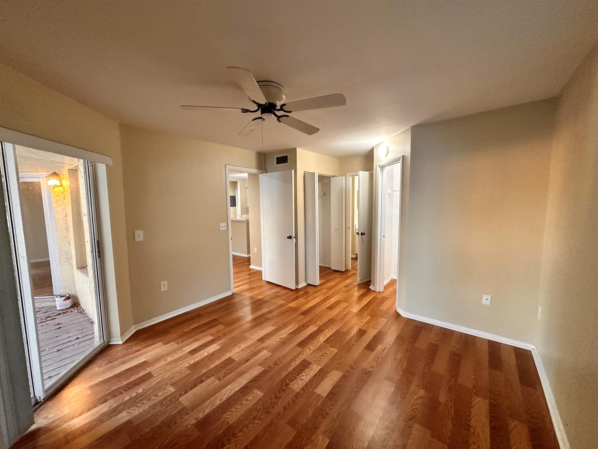 PALM LAKE CONDO - Residential Lease