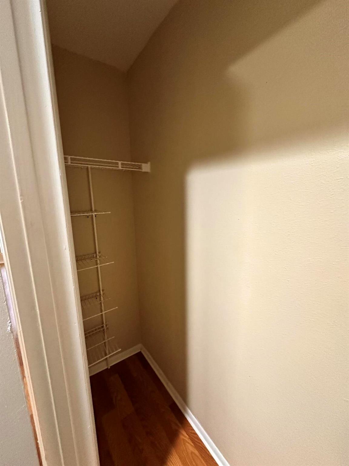 PALM LAKE CONDO - Residential Lease