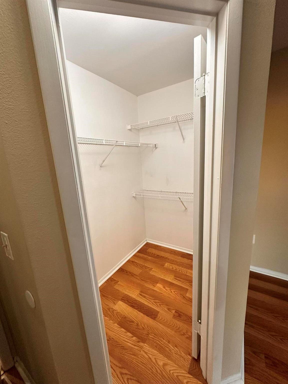 PALM LAKE CONDO - Residential Lease