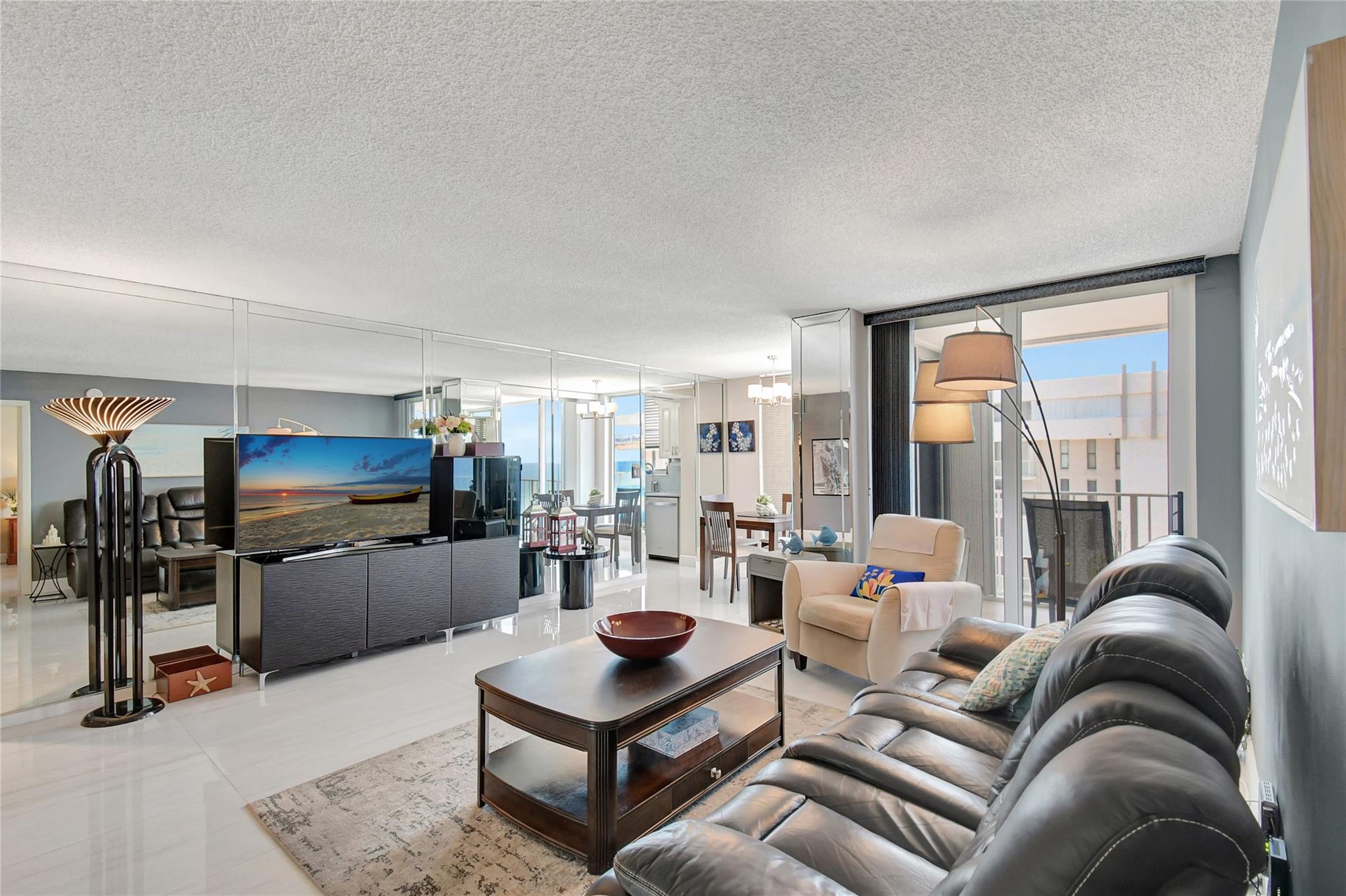 1010 S Ocean Blvd LPH15