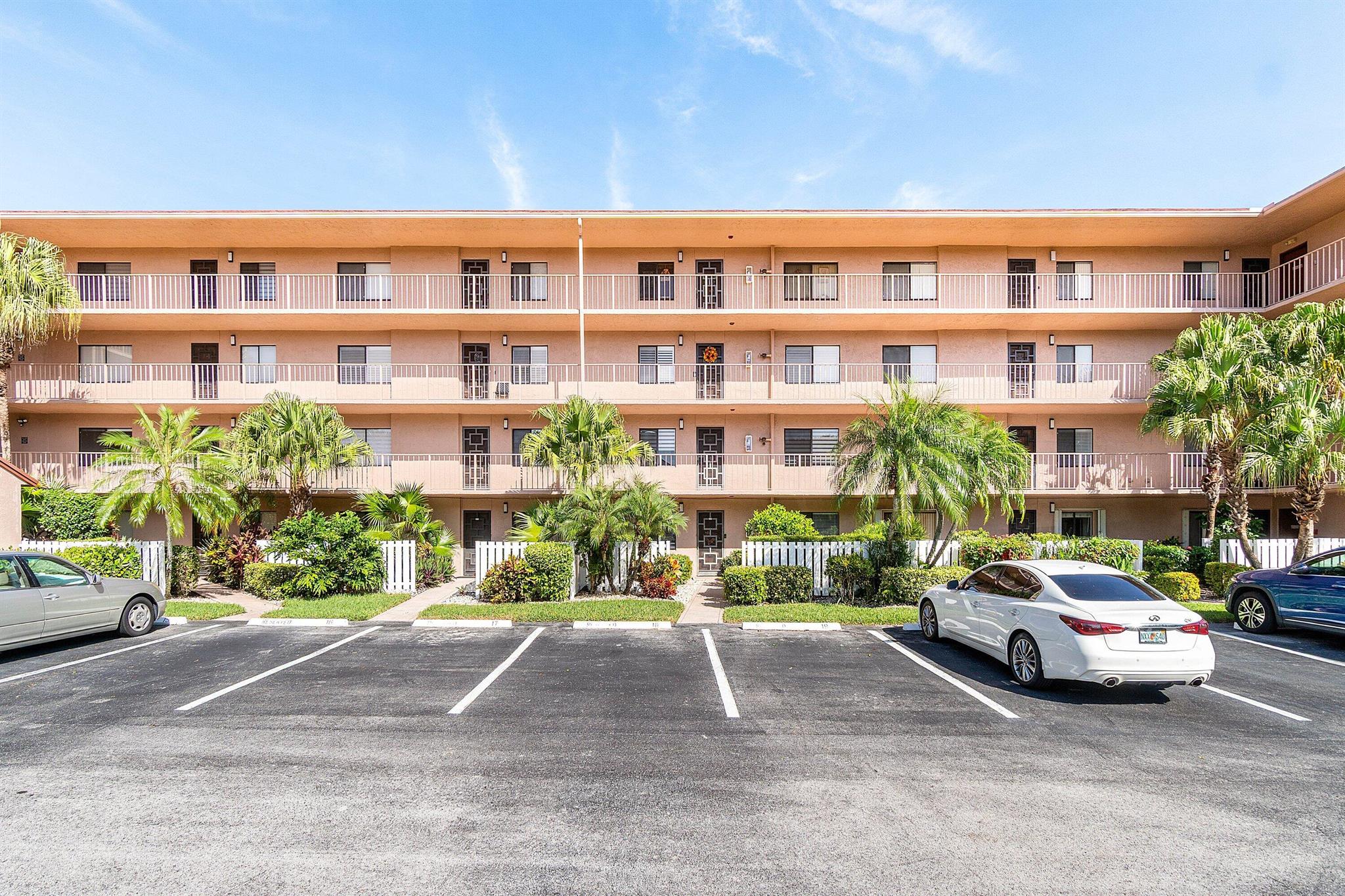 HUNTINGTON LAKES SEC FOUR - Residential Lease