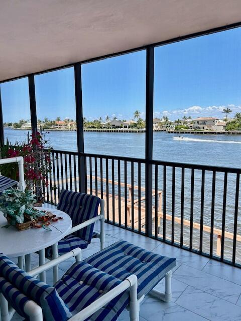 710 NE 7th Street 2050