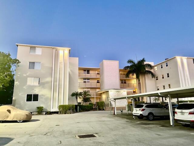 710 NE 7th Street 2050