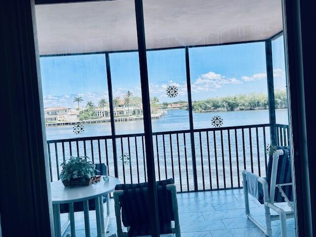 710 NE 7th Street 2050