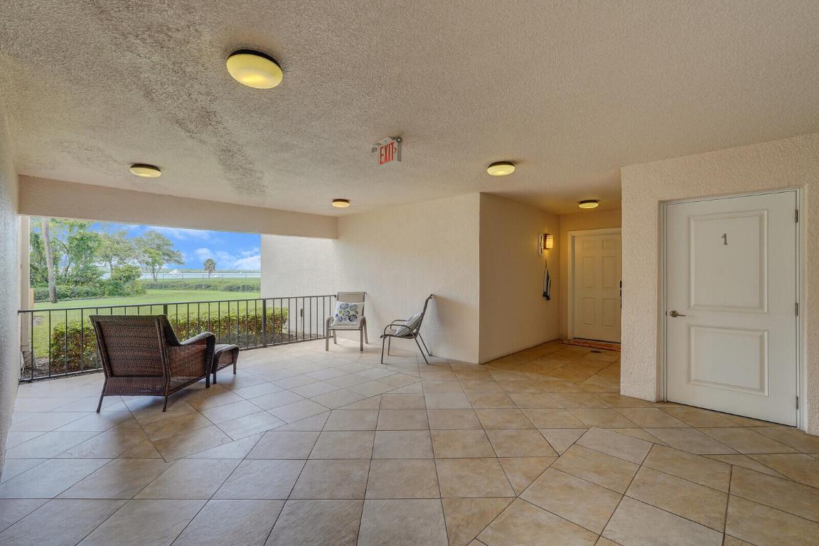 TWELVE OAKS CONDO - Residential