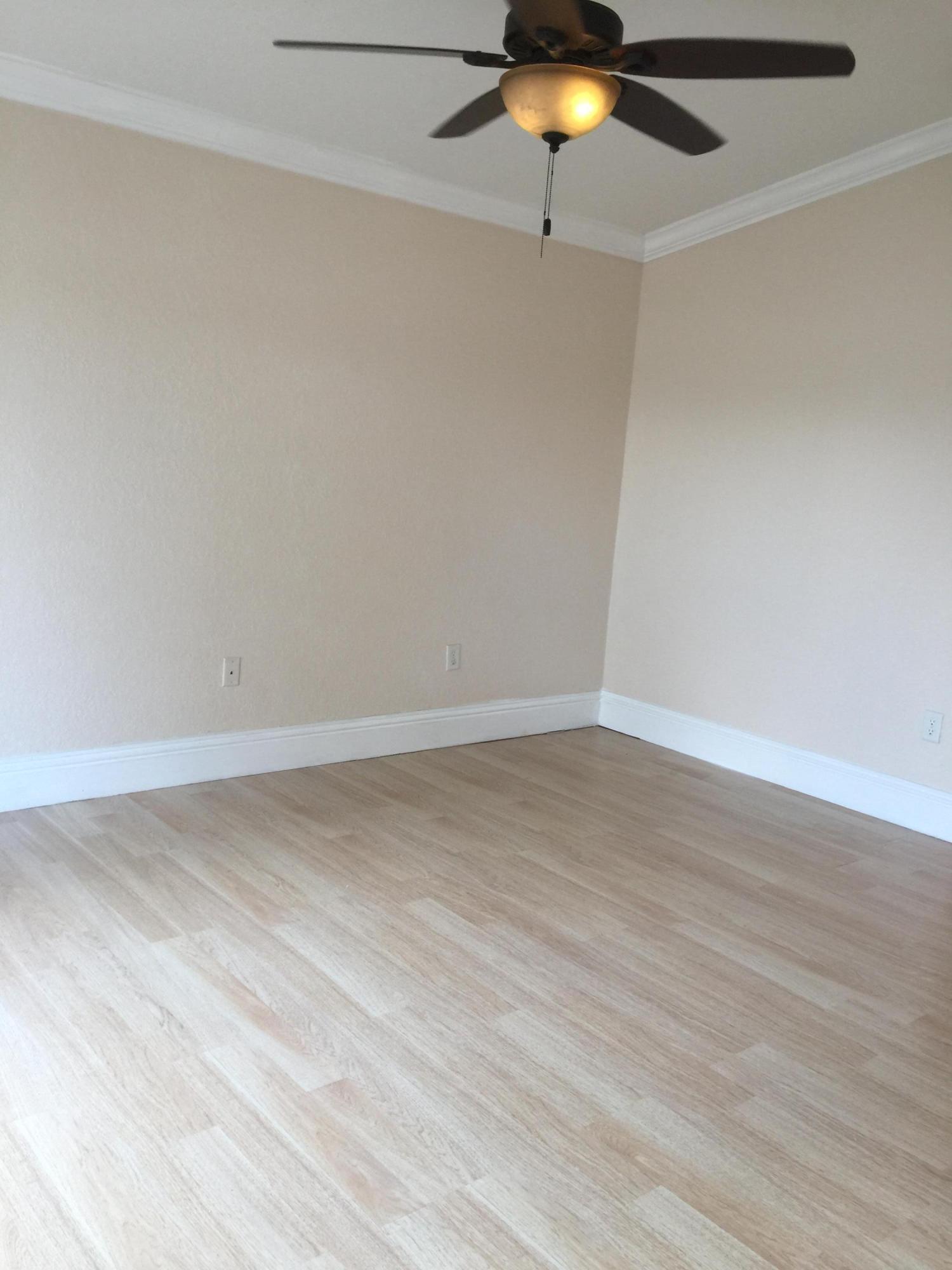 VICTORIA WOODS 4 - Residential Lease