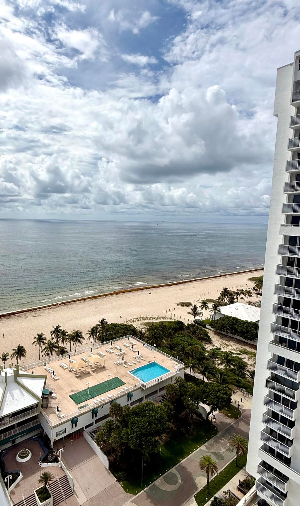 Photo of 101 Briny Avenue #2204, Pompano Beach, FL 33062 (MLS # B26039203)