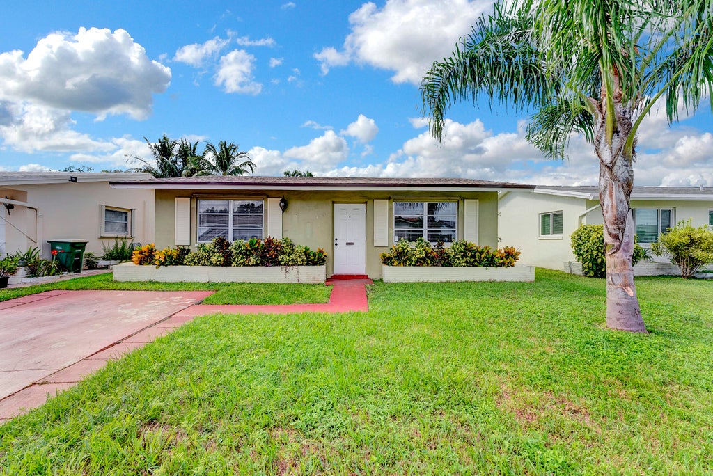 Photo of 4938 NW 54th Court, Tamarac, FL 33319 (MLS # B26086936)