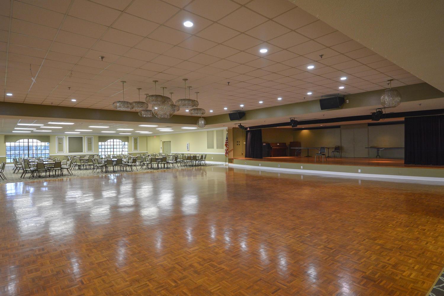 CENTURY VILLAGE - BEDFORD - Residential