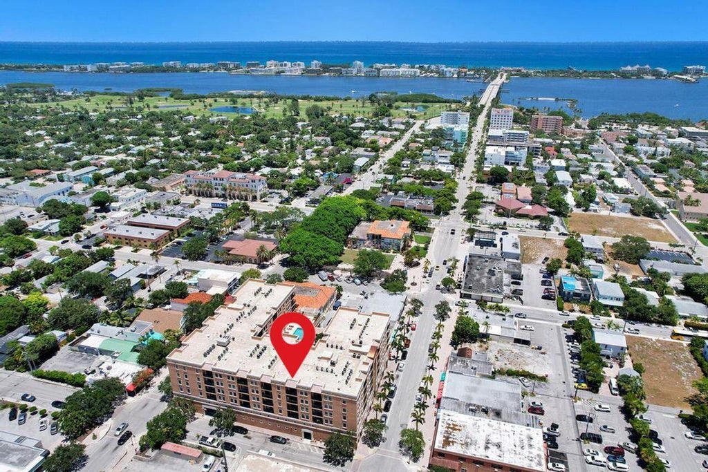 Photo of 511 LUCERNE Avenue #613, Lake Worth Beach, FL 33460 (MLS # B26056839)