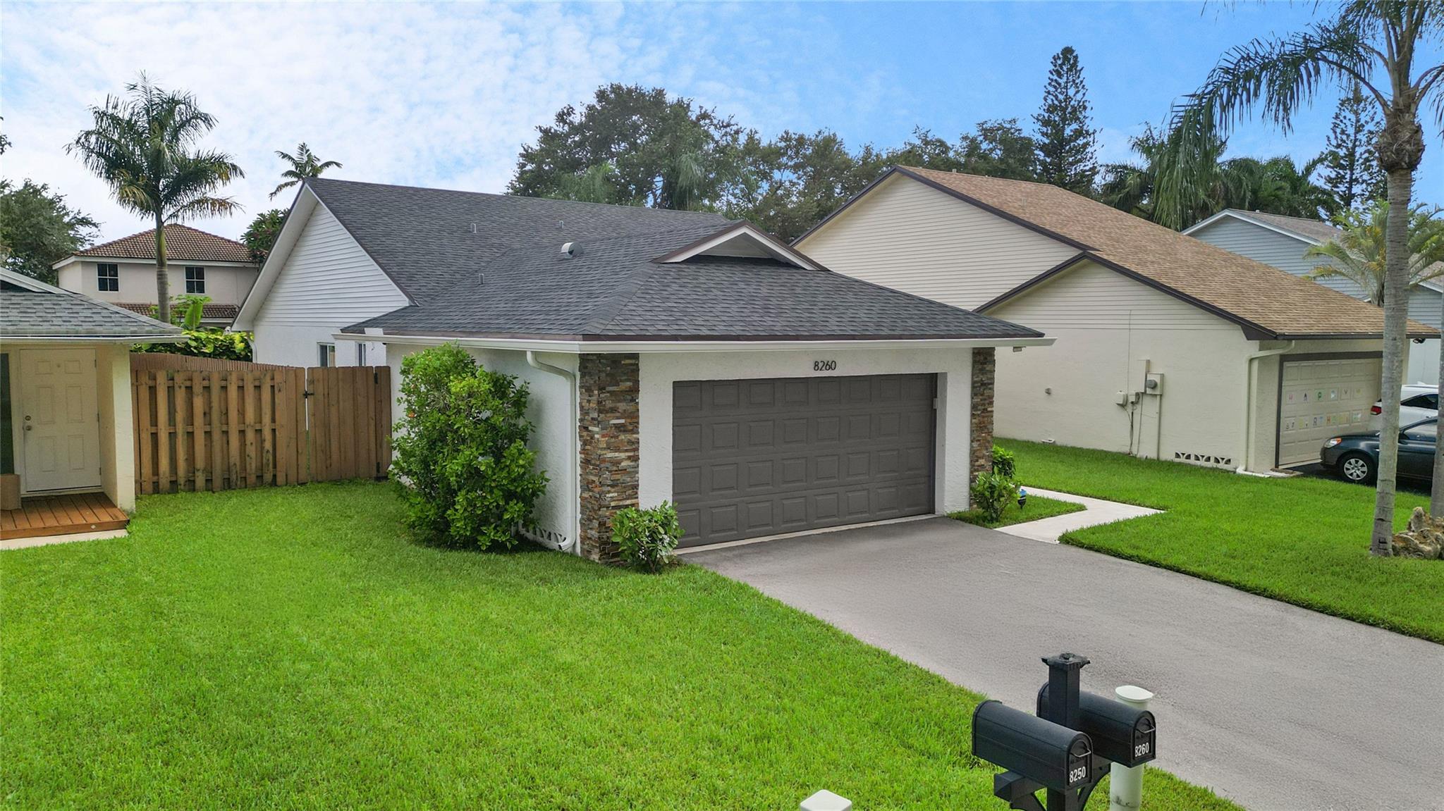 Woods Of Rolling Hills - Residential
