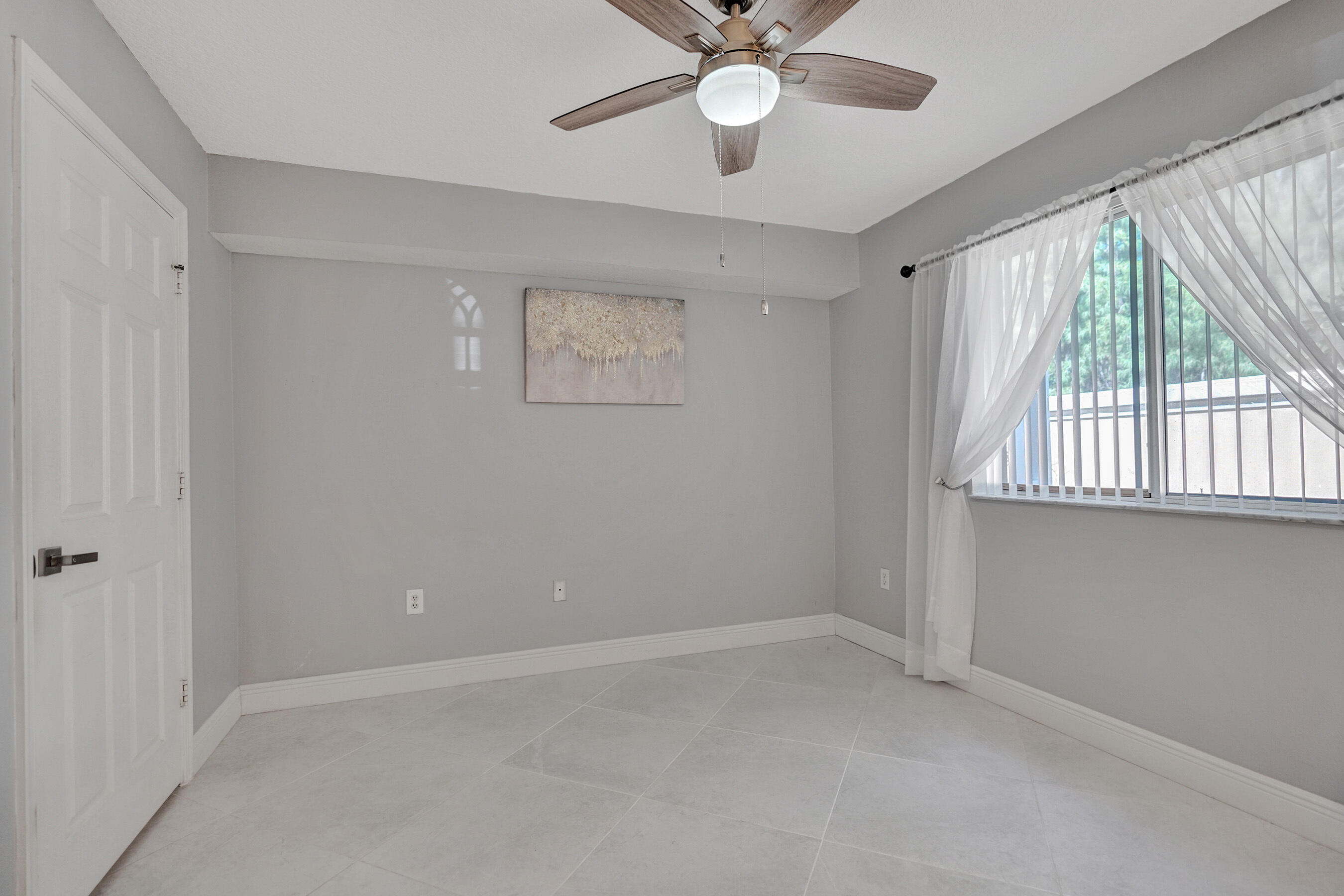 COVE AT BRIAR BAY CONDO - Residential