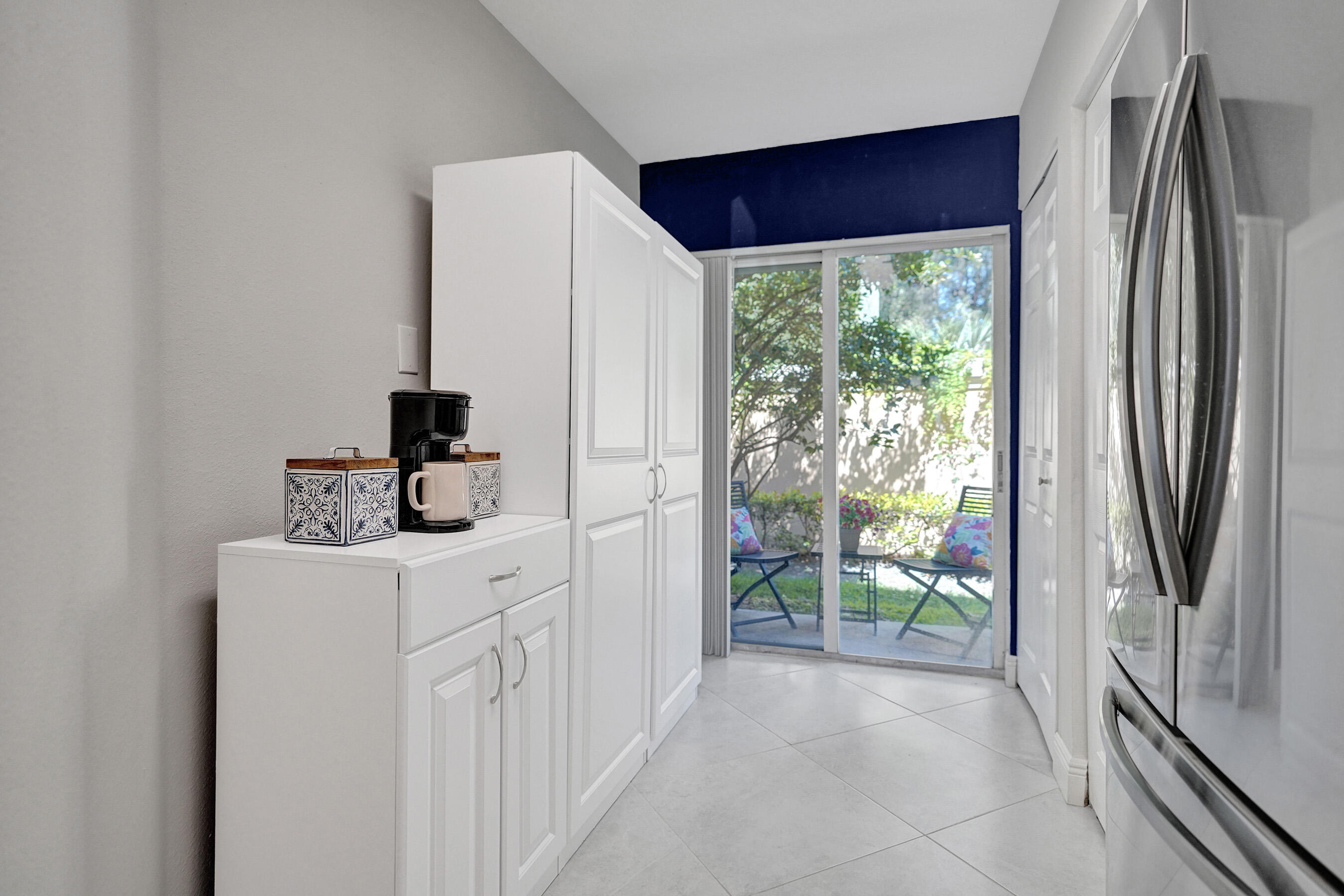 COVE AT BRIAR BAY CONDO - Residential