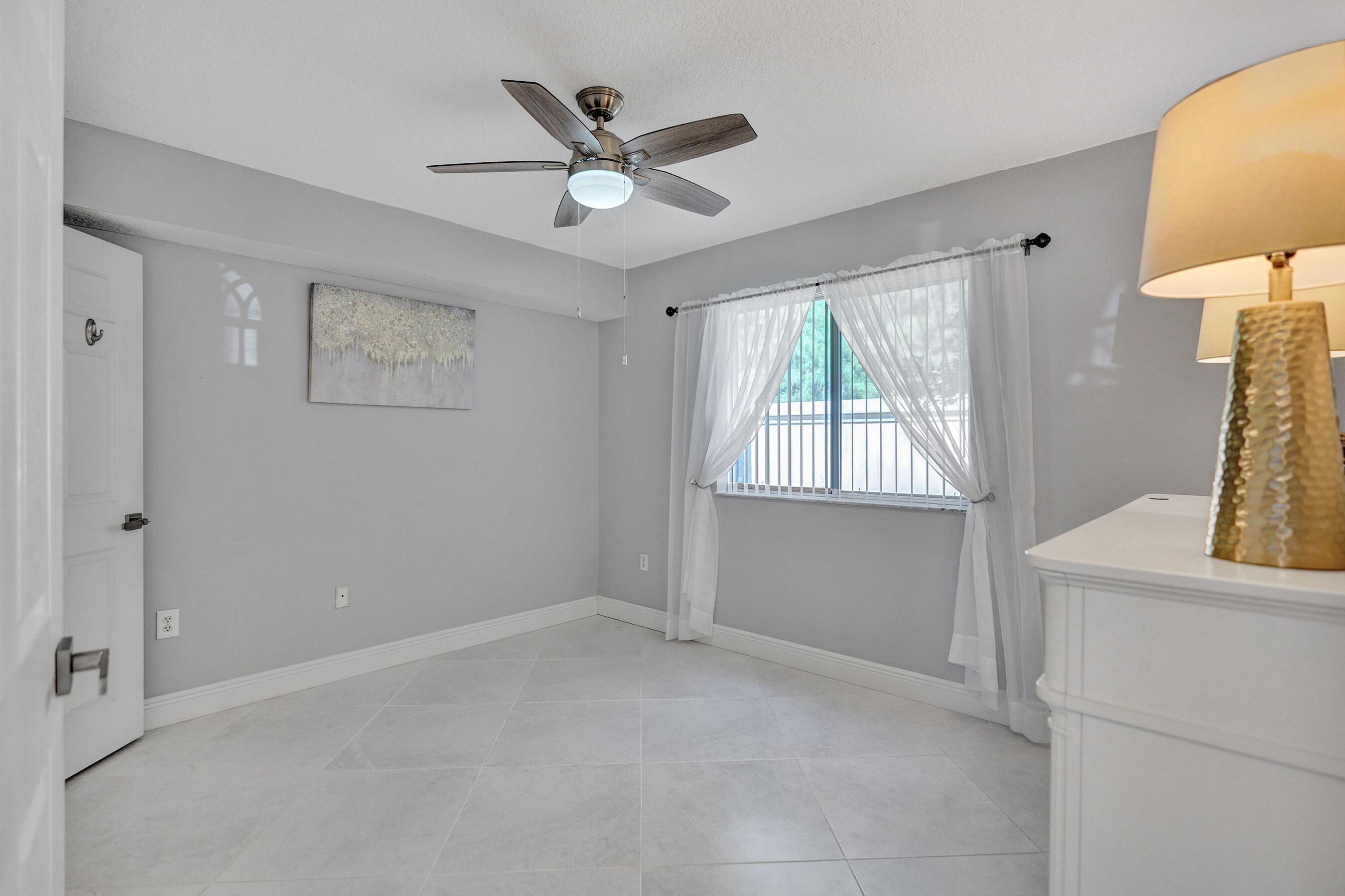 COVE AT BRIAR BAY CONDO - Residential