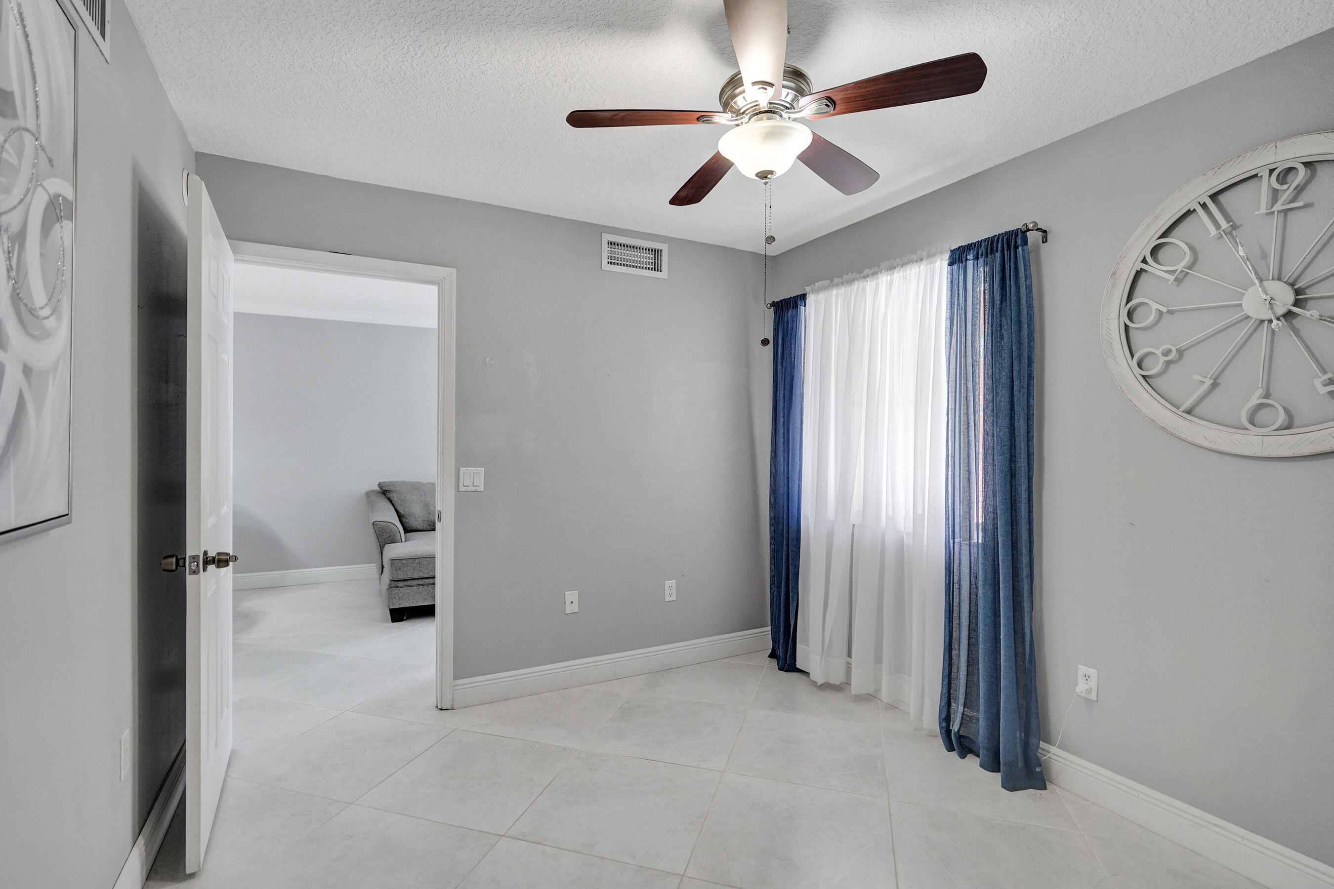 COVE AT BRIAR BAY CONDO - Residential