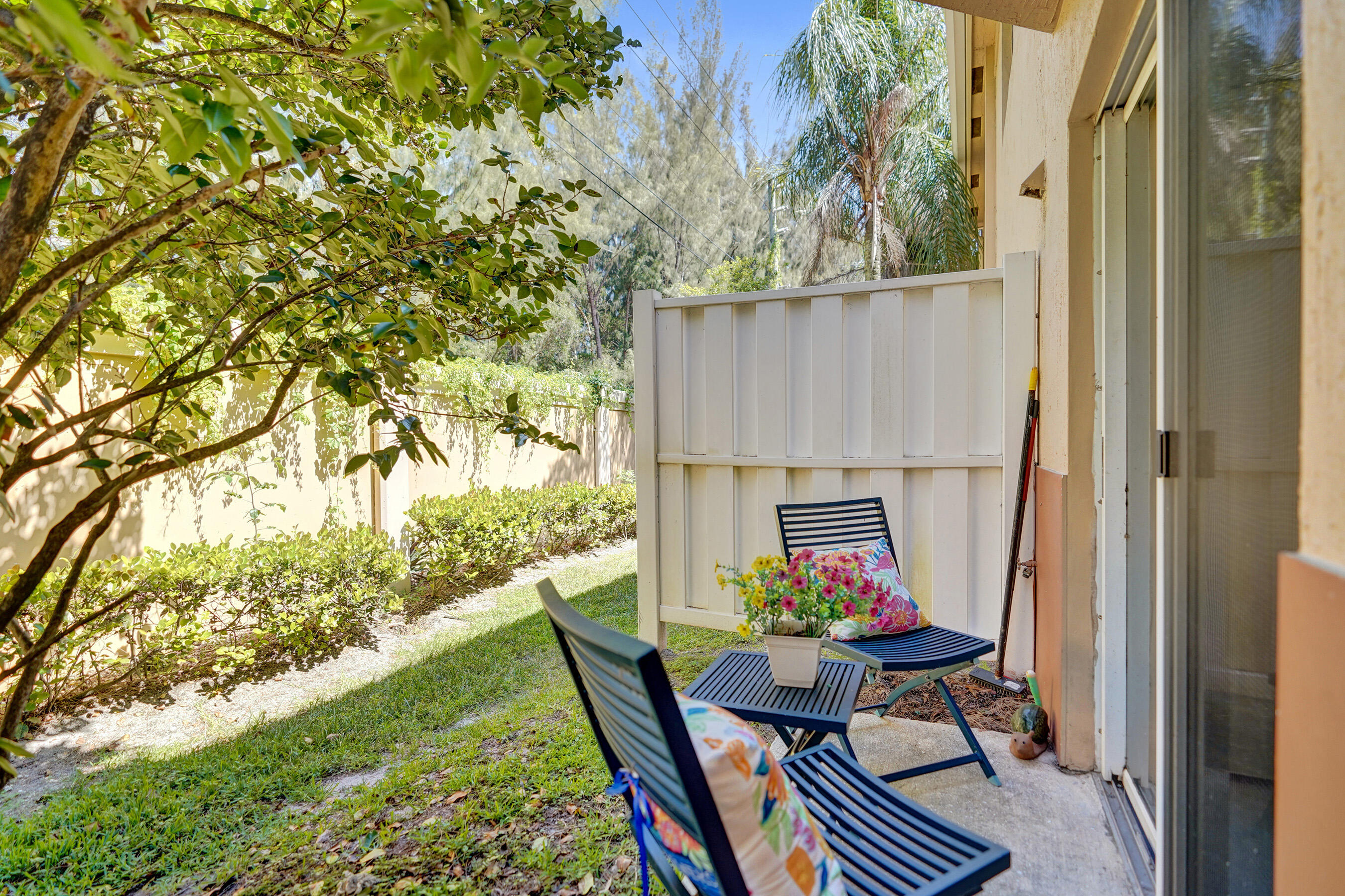 COVE AT BRIAR BAY CONDO - Residential