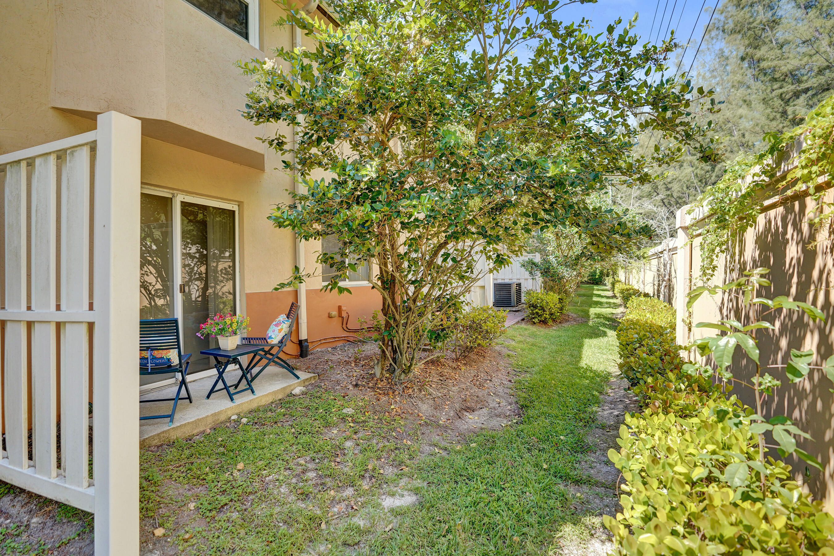 COVE AT BRIAR BAY CONDO - Residential