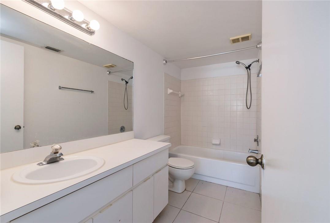 Coral Springs Estate - Residential