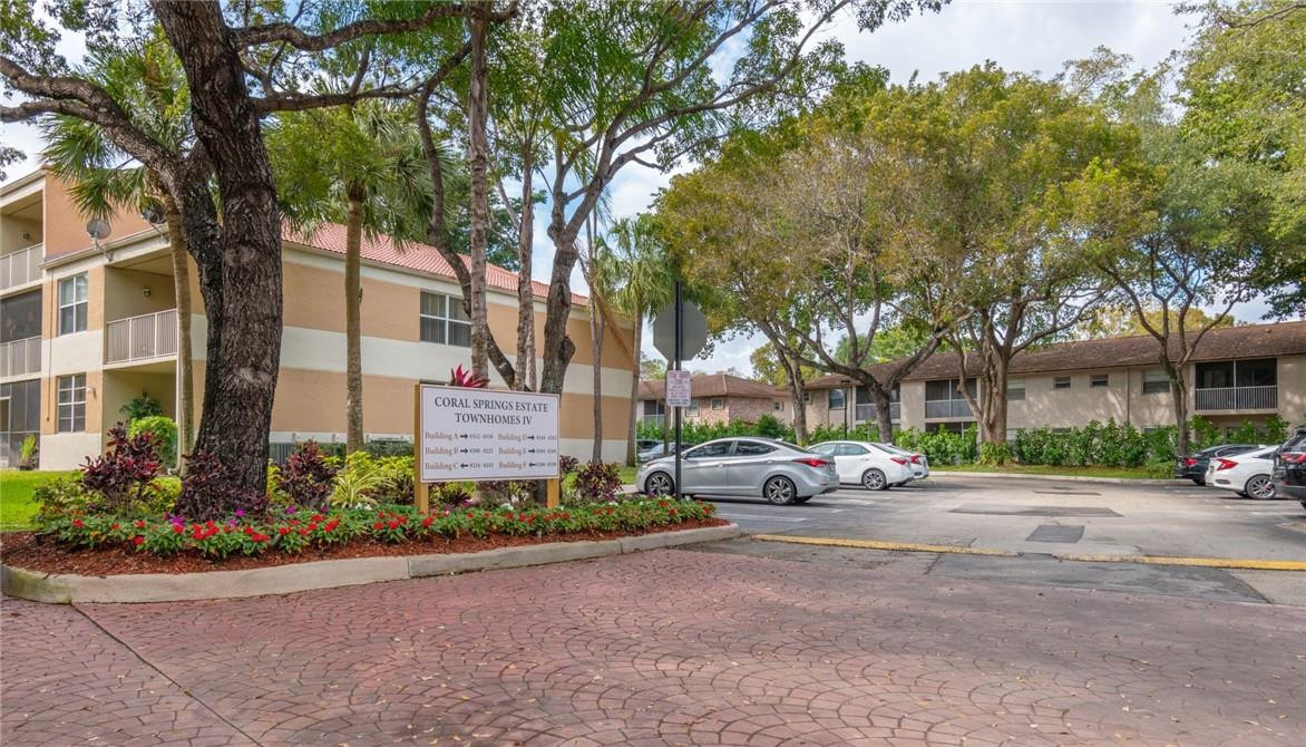 Coral Springs Estate - Residential