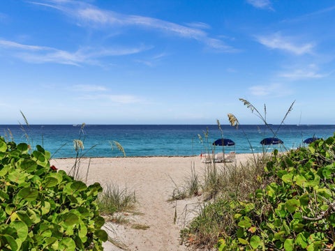 Tiny photo for 550 S Ocean Boulevard #2209, Boca Raton, FL 33432 (MLS # B26087097)