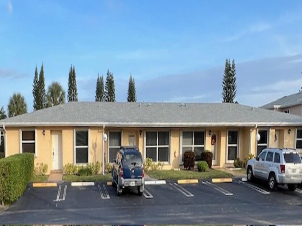 Photo of 1441 NW 20th Avenue #69B, Delray Beach, FL 33445 (MLS # F10503528)