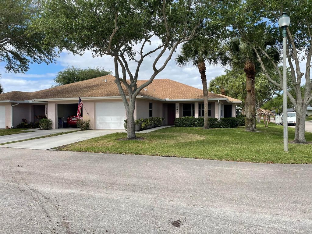 Photo of 1767 N Dovetail Drive N #C, Fort Pierce, FL 34982 (MLS # B26008158)